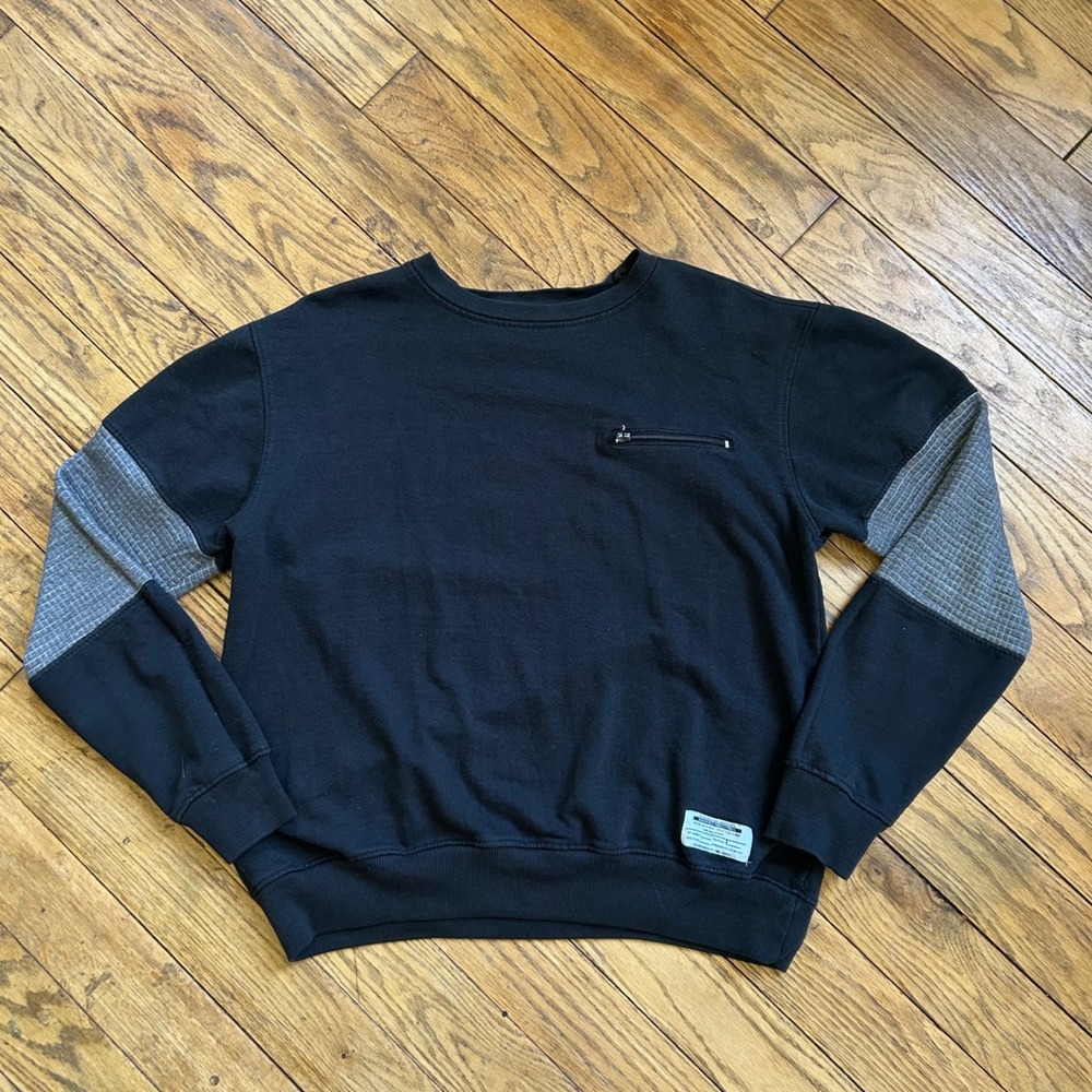 Brooklyn Standard Mens Black Crewneck Sweatshirt Waffle Sleeve Detail Medium